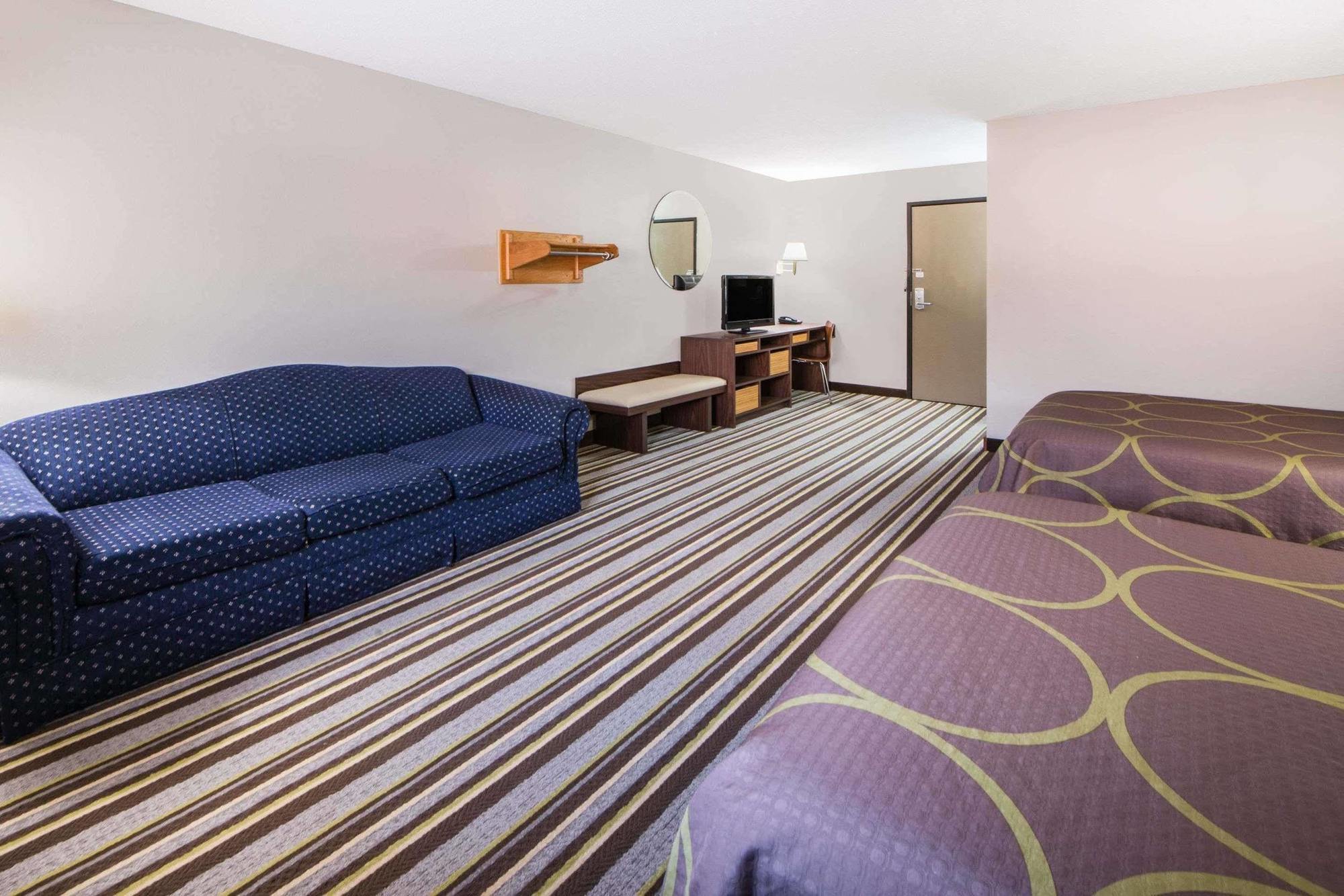 Готель Super 8 By Wyndham Nevada Екстер'єр фото